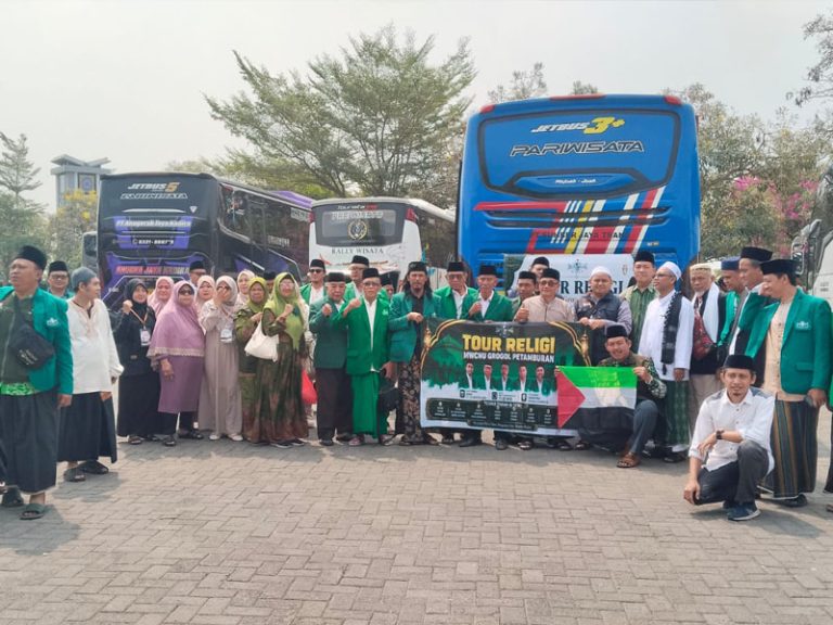 Update: Pererat Silaturahmi, MWCNU Grogol Petamburan Gelar Tour Religi Ziarah Makam Wali ke Jawa Timur Hari Ini